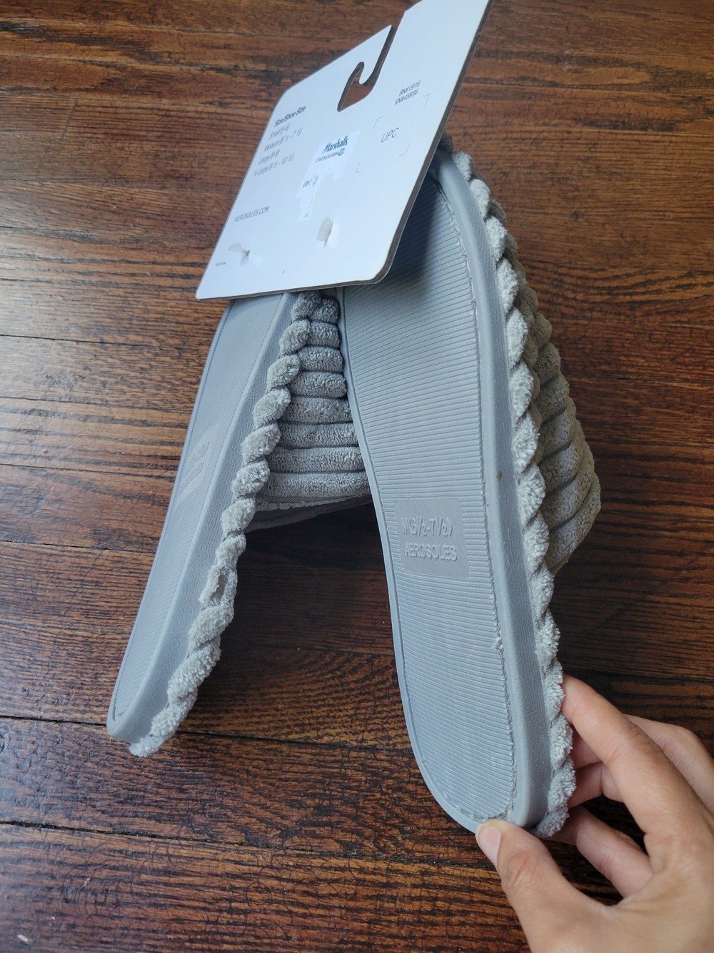 Aerosoles’s Memory Foam Slippers Size Medium 6 1/2 -7 1/2 New Grey Soft Comfy - Picture 9 of 15